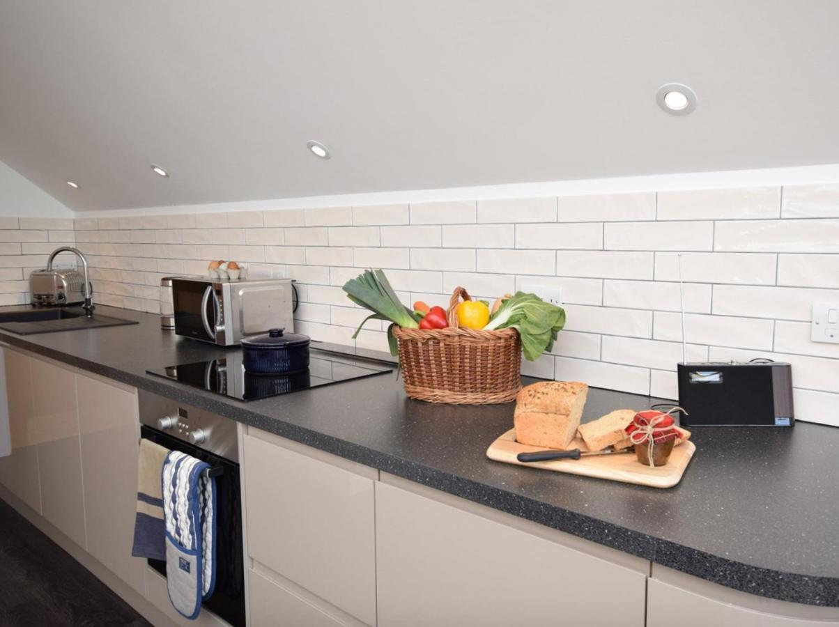 Fernsplatt Farm Lodge Truro Bagian luar foto